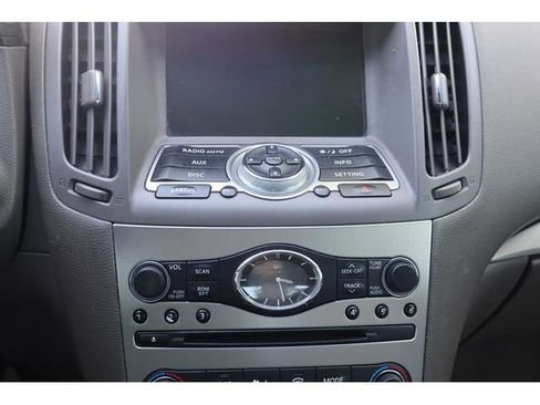 Used 2011 INFINITI G37 x Sedan w/ Premium Pkg AWD/4WD image 15