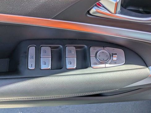 Used 2026 Genesis G70 2.5T RWD image 15