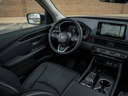 New 2025 Honda Pilot Elite image 15