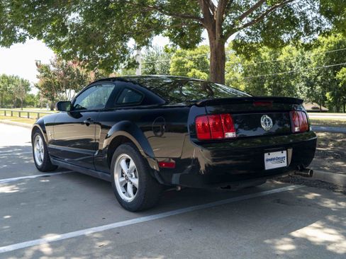 Used 2008 Ford Mustang Coupe RWD image 7