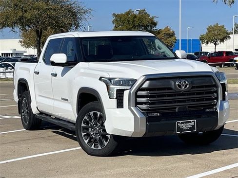 Used 2024 Toyota Tundra Limited image 2