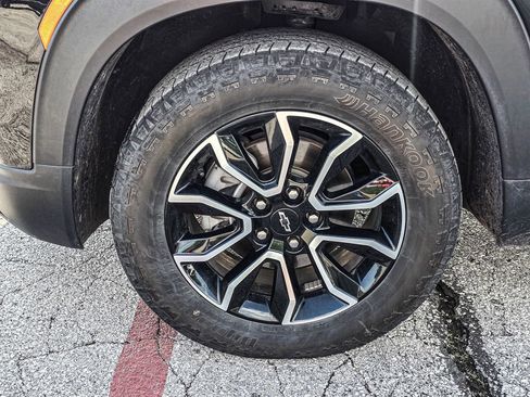 Used 2025 Chevrolet TrailBlazer ACTIV w/ Driver Confidence Package image 7