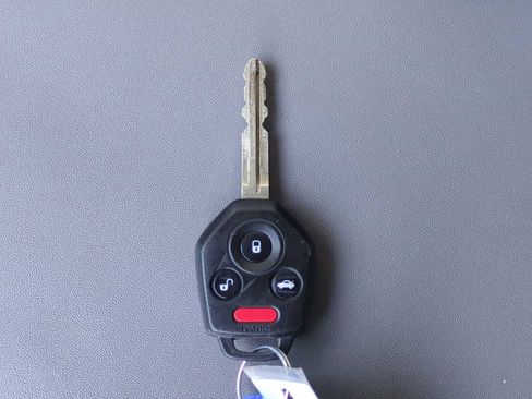 Used 2021 Subaru Outback Premium image 33