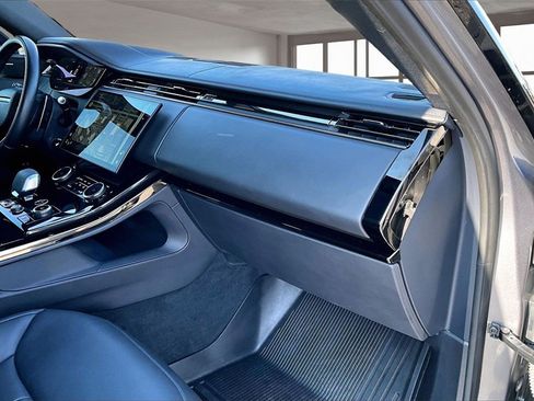 Certified 2023 Land Rover Range Rover Sport SE Dynamic image 16