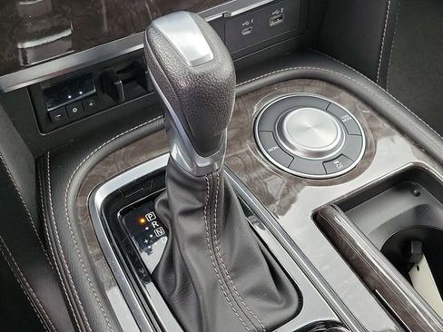 Used 2023 Nissan Armada Platinum w/ Captain's Chairs Package image 33