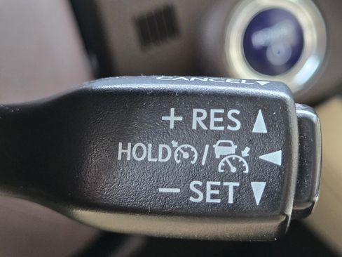 Used 2019 Lexus RX 450h AWD image 15