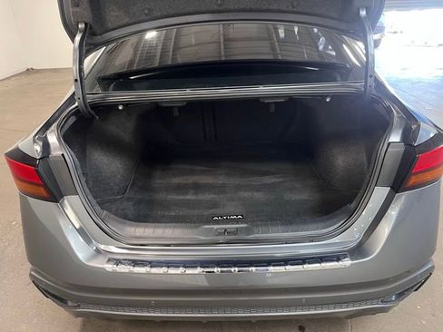 Used 2020 Nissan Altima 2.5 SR image 16