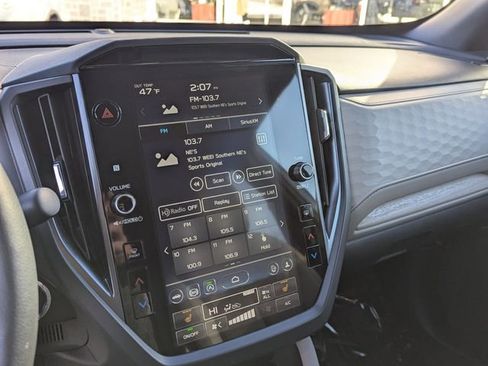 Used 2025 Subaru Forester Limited image 15