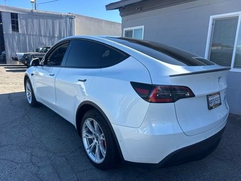 Used 2020 Tesla Model Y Long Range AWD/4WD image 7