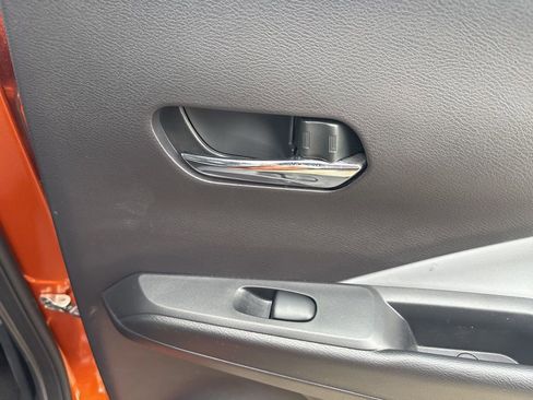 Used 2023 Nissan Kicks SR w/ SR Premium Package FWD image 34