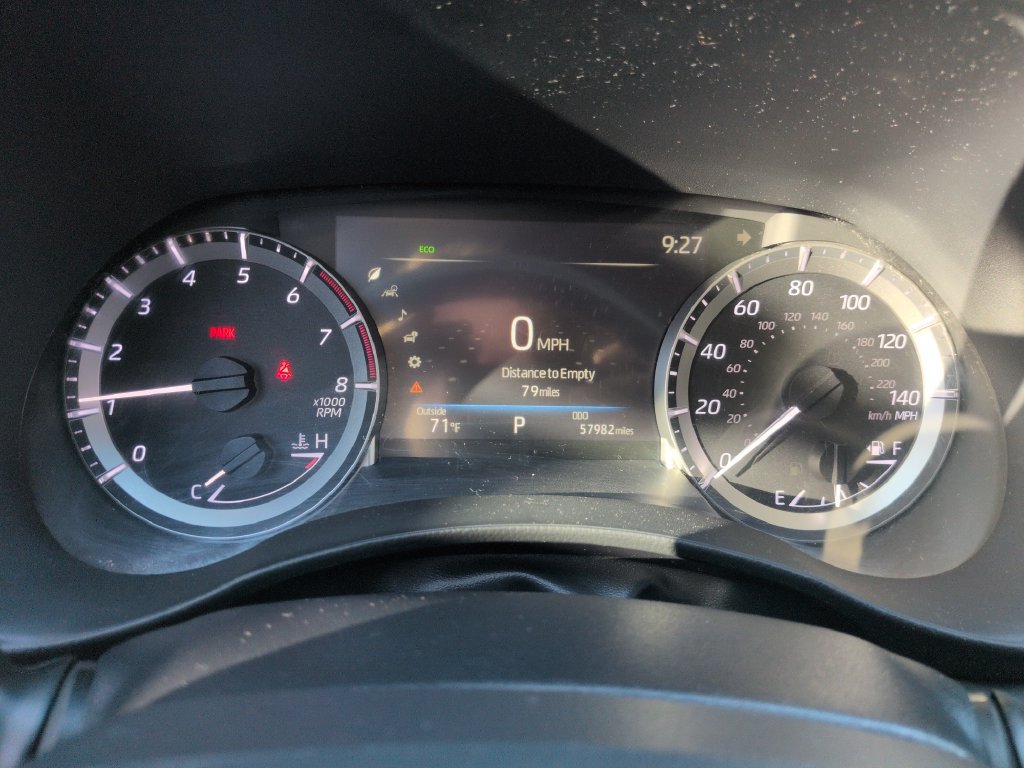 Used 2023 Toyota Highlander LE AWD/4WD image 15