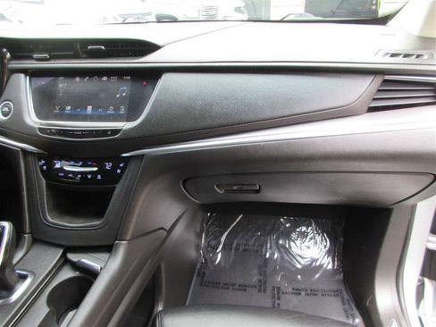 Used 2019 Cadillac XT5 Premium Luxury image 28