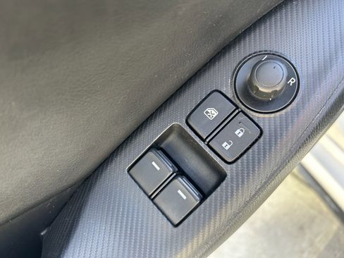 Used 2016 MAZDA MX-5 Miata Club image 18