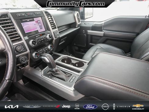 Used 2019 Ford F150 Platinum w/ Equipment Group 701A Luxury image 21
