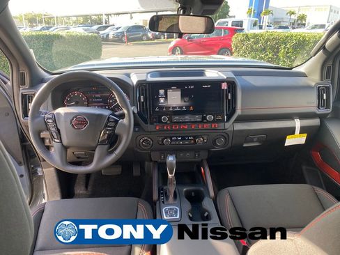 New 2026 Nissan Frontier PRO-4X w/ Pro-4x Convenience Package image 31