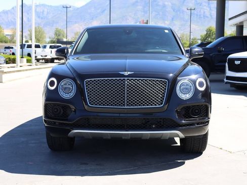 Used 2017 Bentley Bentayga AWD/4WD image 9