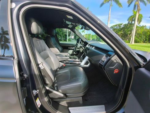 Used 2018 Land Rover Range Rover Supercharged AWD/4WD image 44
