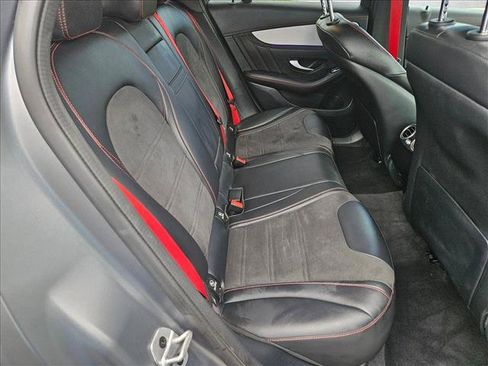 Used 2022 Mercedes-Benz GLC 43 AMG 4MATIC image 21