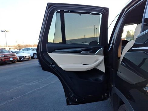 Used 2018 BMW X3 xDrive30i image 12