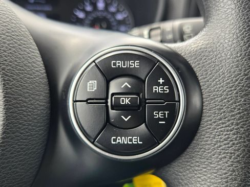Used 2021 Kia Soul LX FWD image 25