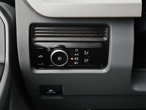 Used 2024 Ford F250 XLT w/ FX4 Off-Road Package image 24