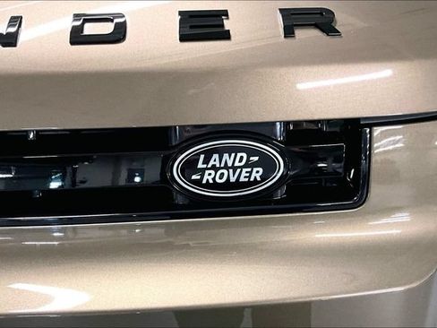 Certified 2026 Land Rover Defender 130 S AWD/4WD image 32
