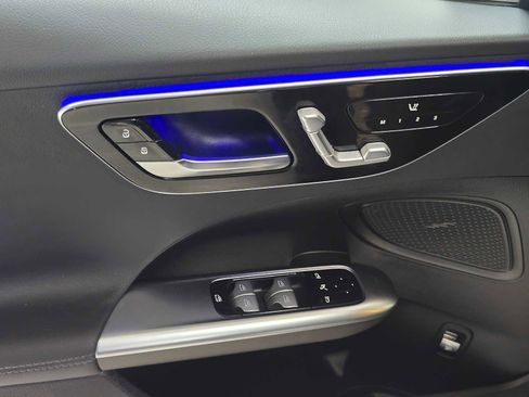 Used 2025 Mercedes-Benz C 300 C 300 image 23