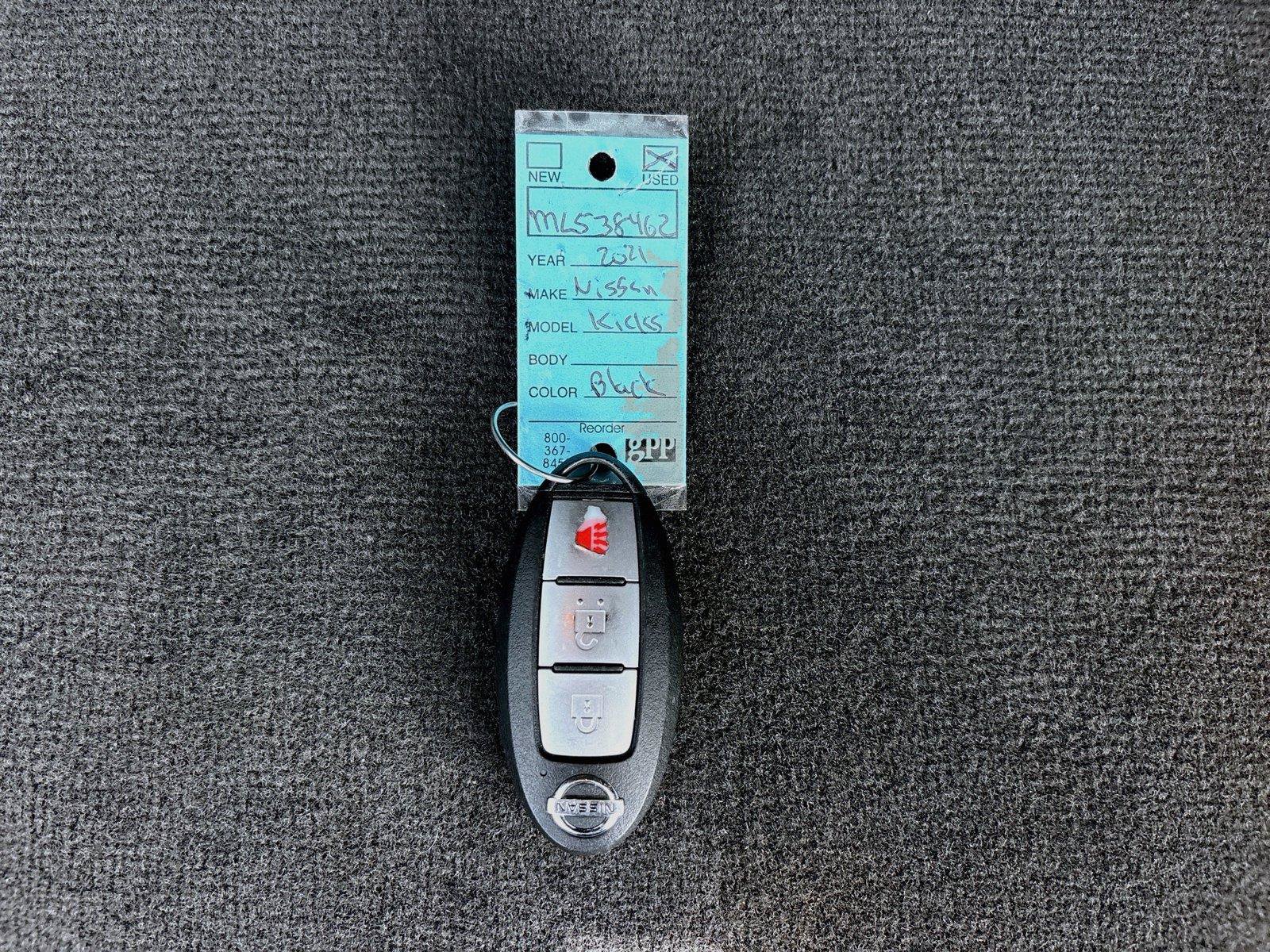 Used 2021 Nissan Kicks S FWD image 34