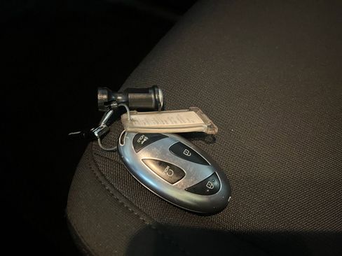 Used 2025 Hyundai Kona SEL image 22