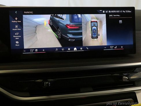 Used 2026 BMW X7 xDrive40i w/ Premium Package image 23