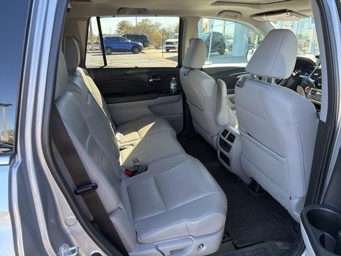 Used 2022 Honda Pilot Special Edition image 8