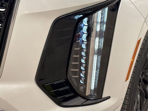 New 2025 Cadillac Escalade ESV Premium Luxury image 22