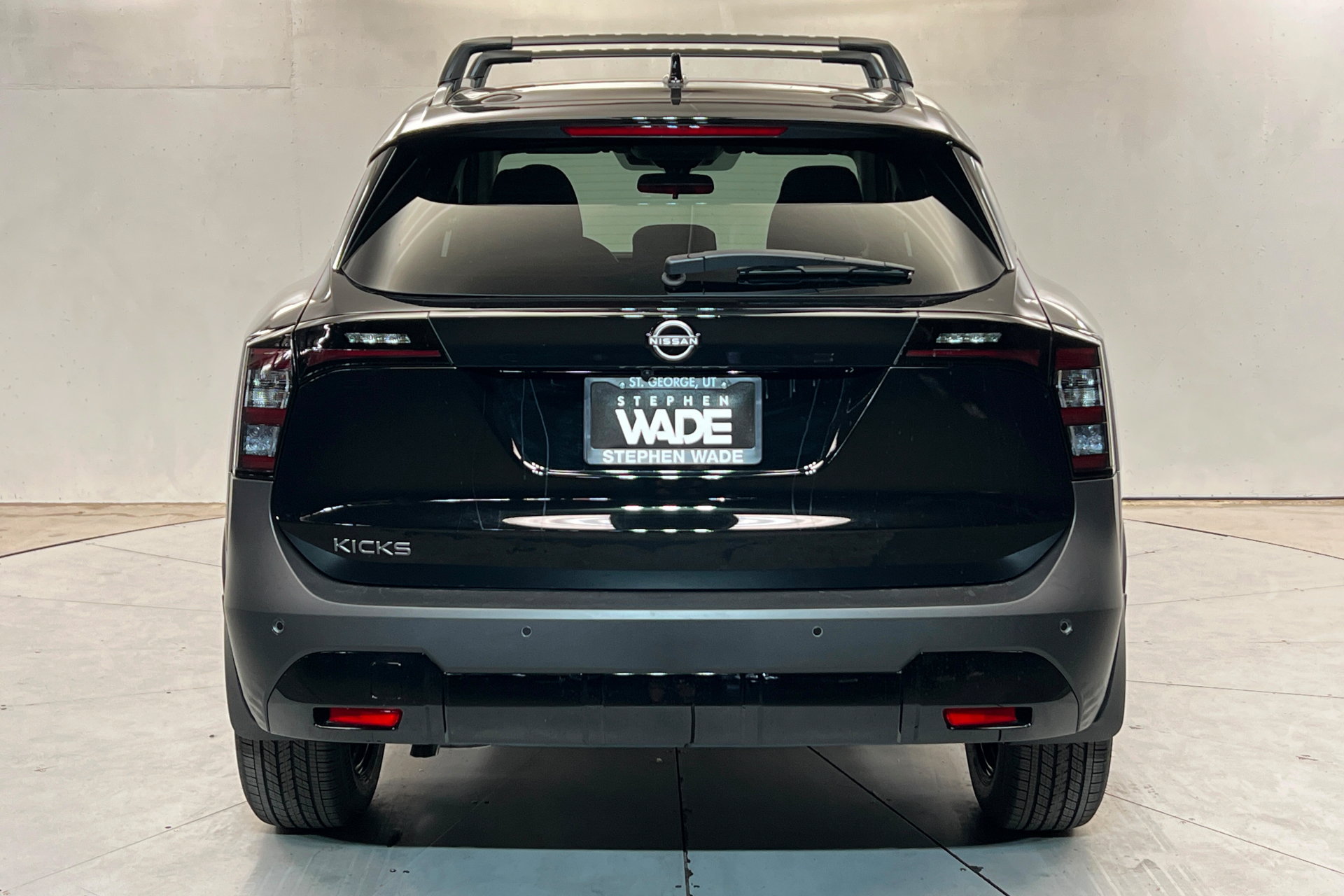 New 2026 Nissan Kicks SV w/ Cold Weather Package FWD image 4