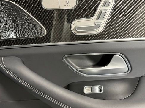 Used 2025 Mercedes-Benz GLS 63 AMG 4MATIC image 33
