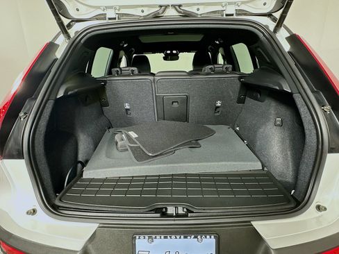 Used 2023 Volvo XC40 Recharge Ultimate w/ Protection Package Premier AWD/4WD image 27