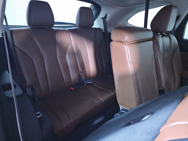 Used 2024 Acura MDX w/ Technology Package FWD image 12