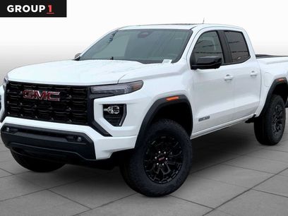 New 2026 GMC Canyon Elevation w/ Convenience Package