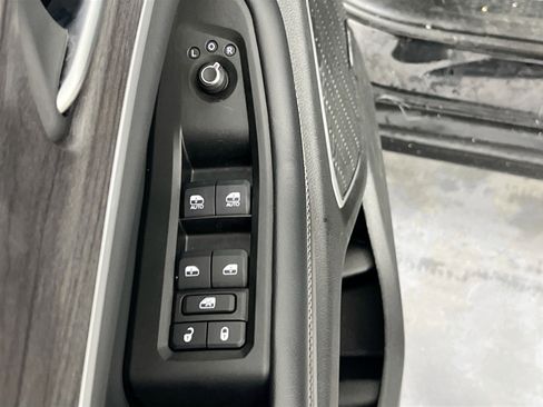 Used 2021 Jeep Grand Cherokee L Limited image 18