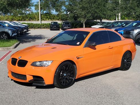 Used 2013 BMW M3 Convertible w/ Premium Pkg image 32