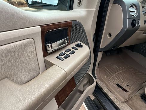 Used 2004 Ford F150 image 15