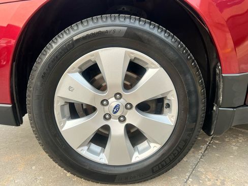 Used 2012 Subaru Outback 2.5i Limited AWD/4WD image 37