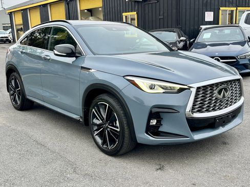 Used 2022 INFINITI QX55 Luxe w/ Cargo Package image 3