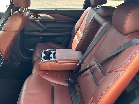 Used 2019 MAZDA CX-9 Signature image 10