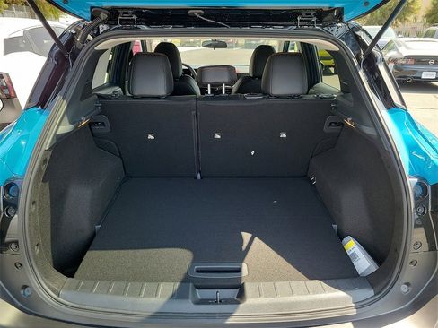 New 2025 Nissan Kicks SR image 13