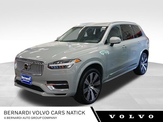Certified 2025 Volvo XC90 T8 Plus w/ Protection Package Premier AWD/4WD image 1