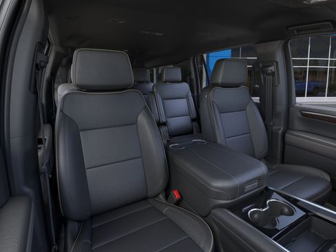 New 2025 Chevrolet Suburban Premier image 50