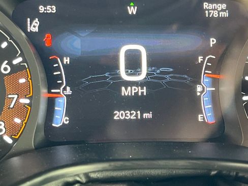 Used 2025 Jeep Compass Limited image 50