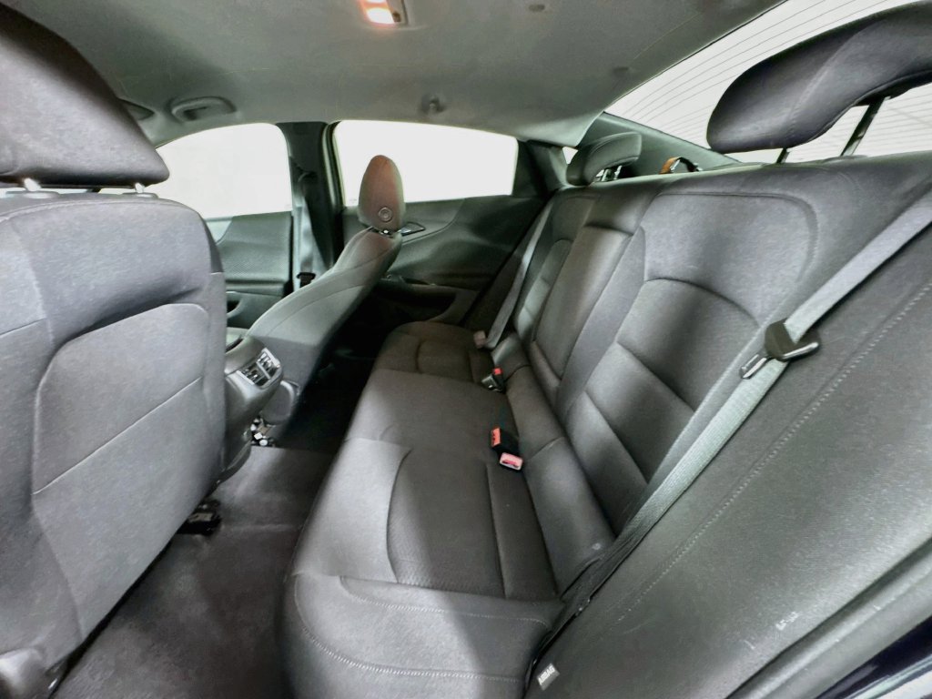 Used 2023 Chevrolet Malibu LT FWD image 28