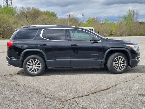 Used 2017 GMC Acadia SLE w/ Driver Alert Package I AWD/4WD image 4