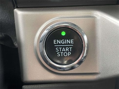 Certified 2021 Ford F150 XLT w/ Equipment Group 302A High image 25